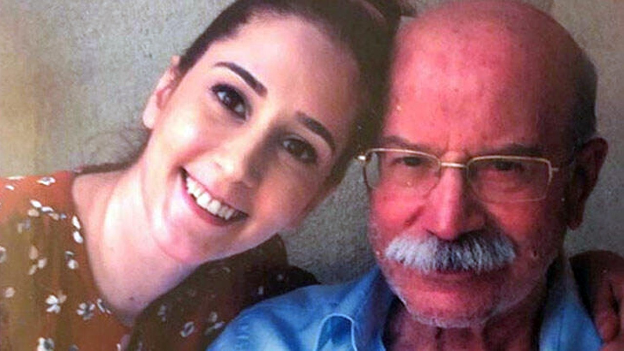 Oyuncu Zeynep Koçak�ın babası vefat etti