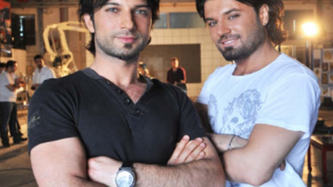 Турция шоу бизнес. Таркан и его брат. Турецкий шоу бизнес. Брат Таркана фото. Свадьба Таркана.