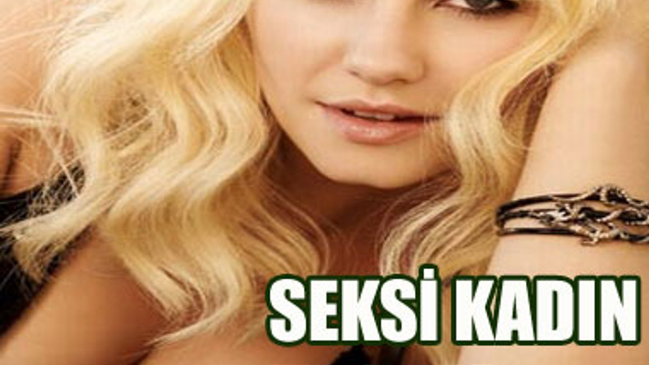weezer perfect situation music video elisha cuthbert weezer perfect situation music video elisha cuthbert