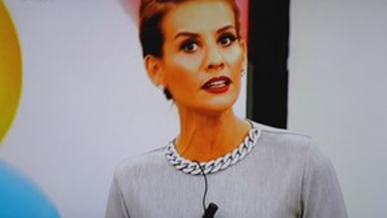 Esra Erol�un gerilimli anları