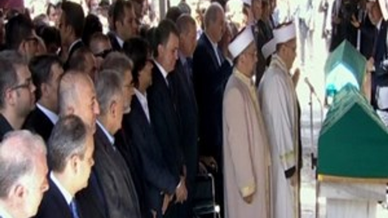 Murat Göğebakan�a son veda!