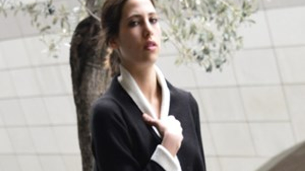 Zehra�nın yaşından büyük kıyafeti