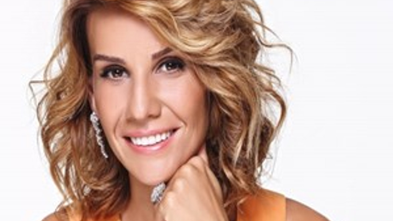 Esra Erol�un oğlu Ömer�in ilk kez göreceğiniz fotoğrafı!