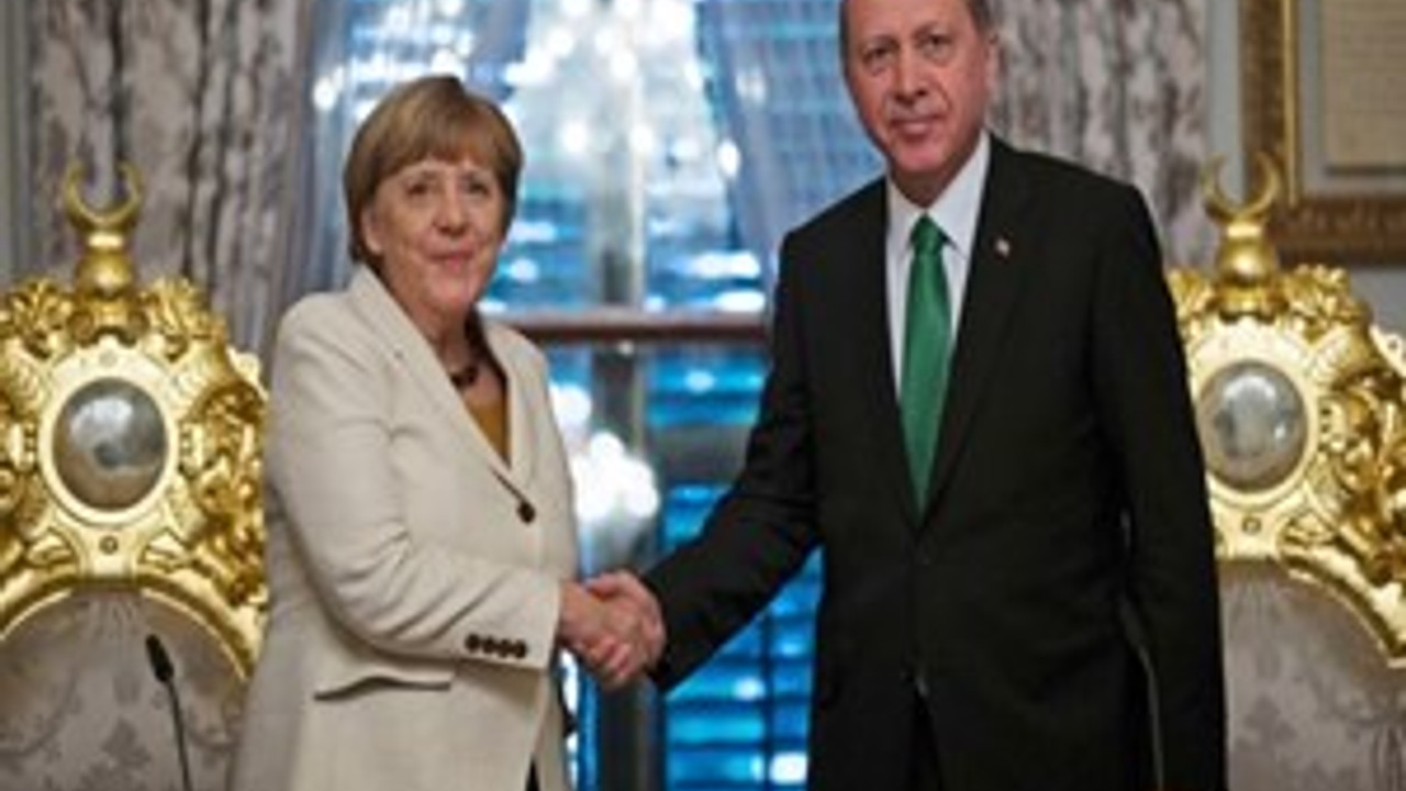 Erdoğan &quot;Merkel’e 4 bin 500 tane isim verdim