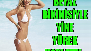 Seksi model büyülüyor