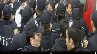 İzmit'te pazarcı-polis arbedesi