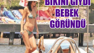Hamile Ebru Şallı bikiniyle görüntülendi