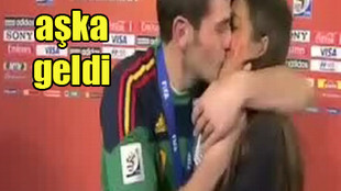 İspanyol kaleci Casillas'tan canlı