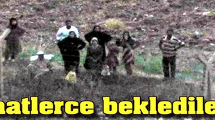 Saatlerce beklediler!