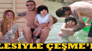 Necati Ateş ailesiyle Çeşme'de