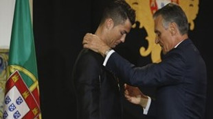 Ronaldo'ya devlet nişanı!..