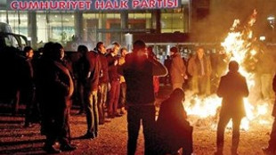 CHP'de Sancaktepe ve Çankaya protestosu