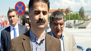 CHP'li Aygün'ün maaşı ve aracına haciz!