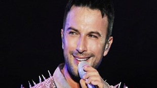 Tarkan 8 konserden 3,5 milyon kazanacak!