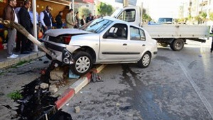 İzmir'de yürek burkan trafik kazası!