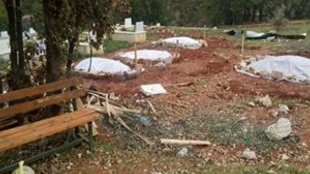 Tunceli Valiliği: "10 PKK'lı gizlice gömüldü"