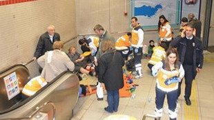İzmir metrosunda korkunç kaza!..