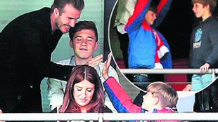 Beckham ailesi Arsenal taraftarı çıktı!