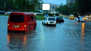 Ankara yağmura teslim oldu!