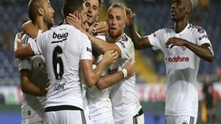 Beşiktaş'ta stoper alarmı!