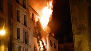 Paris'te son yılların en büyük yangını!...