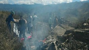 Endonezya'da askeri uçak düştü!