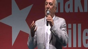 Mehmet Ağar 'Demokrasi Nöbeti'nde konuştu