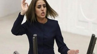 HDP'li Ayşe Acar Başaran gözaltına alındı!