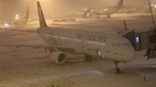 Kar nedeniyle uçuşlar iptal oldu!