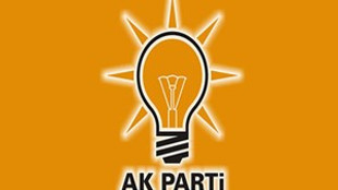 AK Parti'de 4 ilde gece yarısı değişiklik