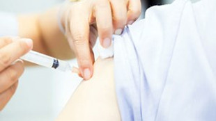 Grip aşısı kalp krizi riskini yarıya indiriyor