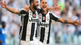 Juventus şampiyonluğa koşuyor!