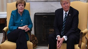 Trump, Merkel'in elini neden sıkmadı?