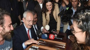 Kemal Kılıçdaroğlu'ndan evet çadırına iade-i ziyaret