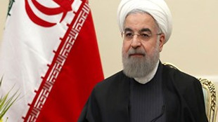 Ruhani'den ekonomik krizi çözme sözü