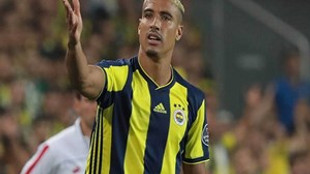 Fenerbahçe'de ilk yolcu Nabil Dirar
