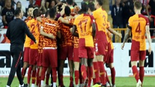 Galatasaray'da galibiyet sevinci!
