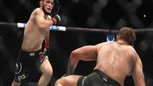 Müslüman Khabib: 'Dinime küfretti indirdim'