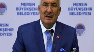 Mersin Büyükşehir Belediye Başkanı MHP'den istifa etti