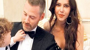 Hande Ataizi ve Benjamin Harvey'den sürpriz fotoğraf