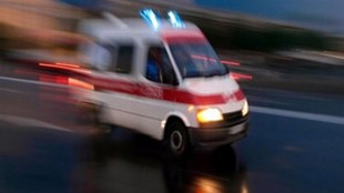 Hastaya yetişmeye çalışan ambulans kaza yaptı