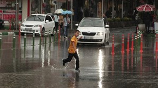 Meteoroloji'nin Cumartesi uyarılarına dikkat!