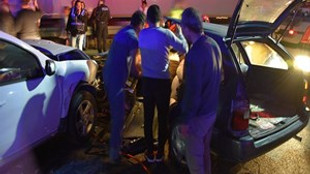 Akhisar’da feci kaza: 1 ölü 5 yaralı