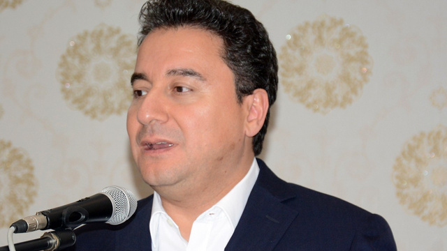 Ali Babacan AKP'den istifa etti!