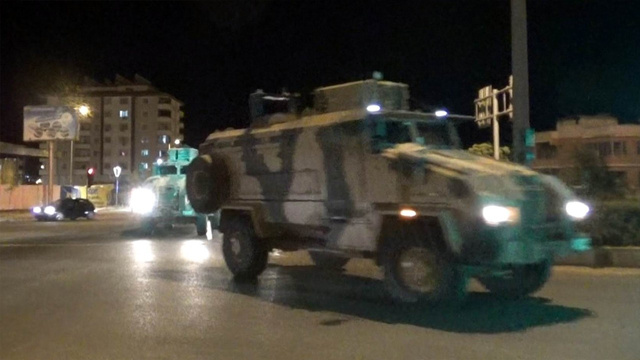 Komando birlikleri Suriye’ye sevk edildi