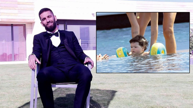 Arda Turan'ın oğlu Hamza sudan çıkmıyor