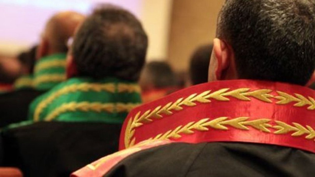 9 hakim ve savcı görevden uzaklaştırıldı!