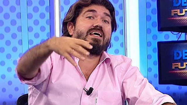 Rasim Ozan Kütahyalı'ya 10 ay hapis cezası!