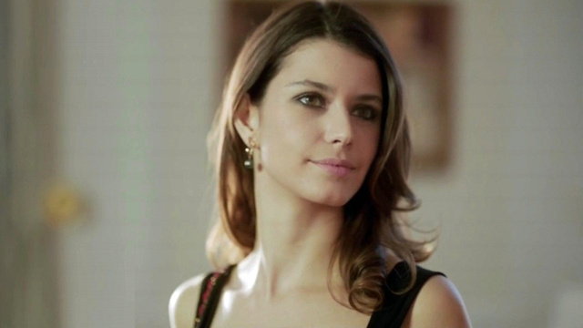 Beren Saat'i öfkelendiren yorum