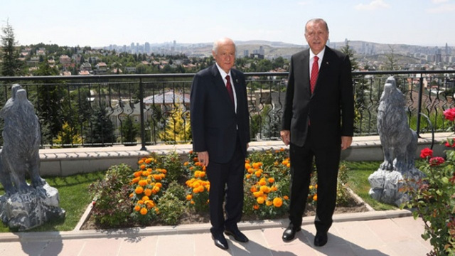 Cumhurbaşkanı Erdoğan’dan Bahçeli’ye ev ziyareti